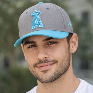 Los Angeles Angels Gray & Teal Fitted Hat – Men’s 7 1/8 – Like New